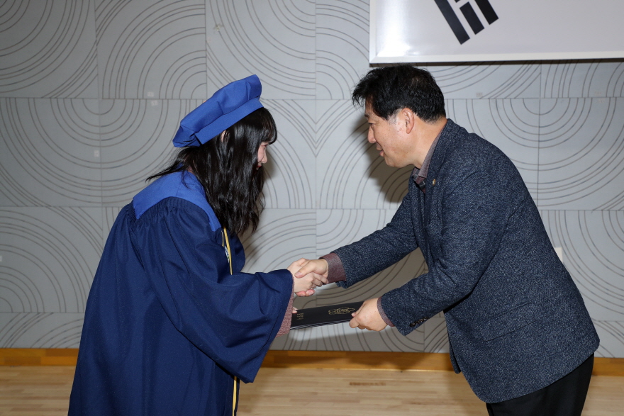 20200110 밀양영화고등학교 졸업식 (4).JPG