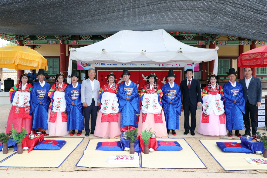 20200531 밀양시새마을회 작은결혼식 개최 (10).JPG